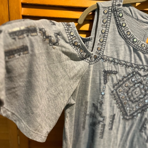 WOMENS CHICO’S 2/L DETAIL TOP - Picture 5 of 8